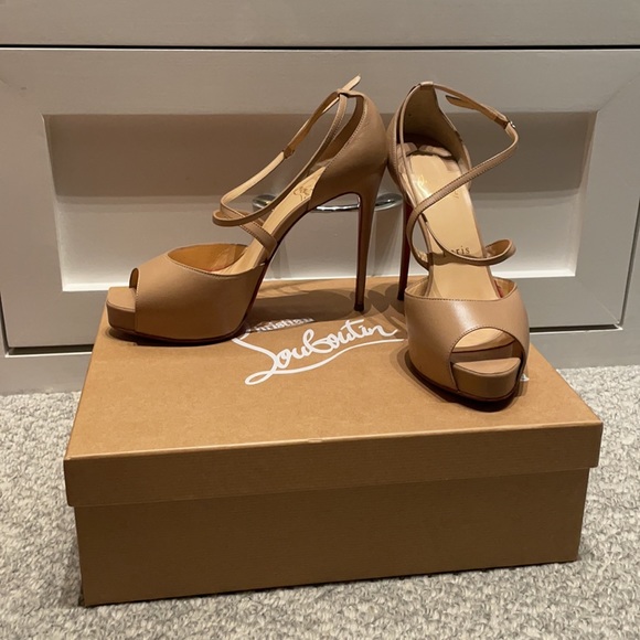 Designer shoes. Size 38. Nude. 120mm heel. - Picture 3 of 8